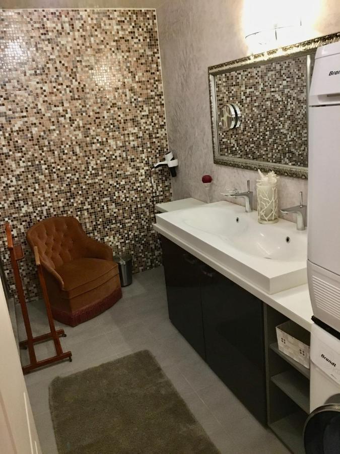 Les 3 Coeurs - Chambres chez charmants habitants Font Extérieur photo