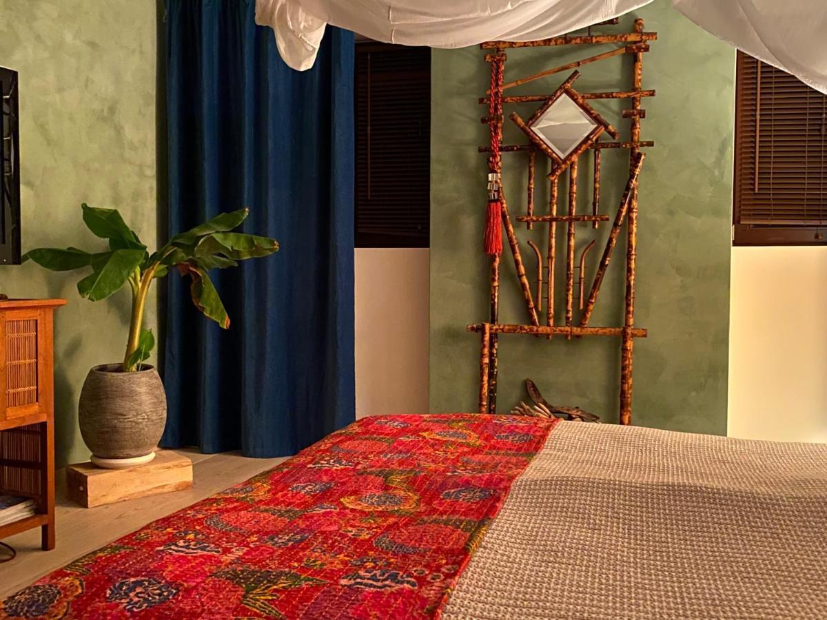 Les 3 Coeurs - Chambres chez charmants habitants Font Extérieur photo